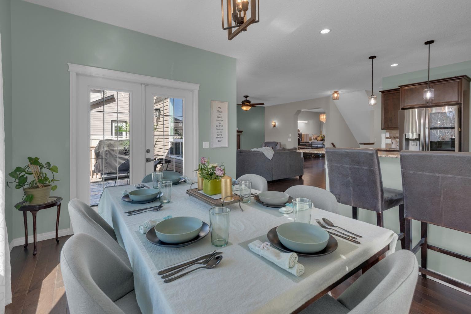 69 Morningside Circle SW
