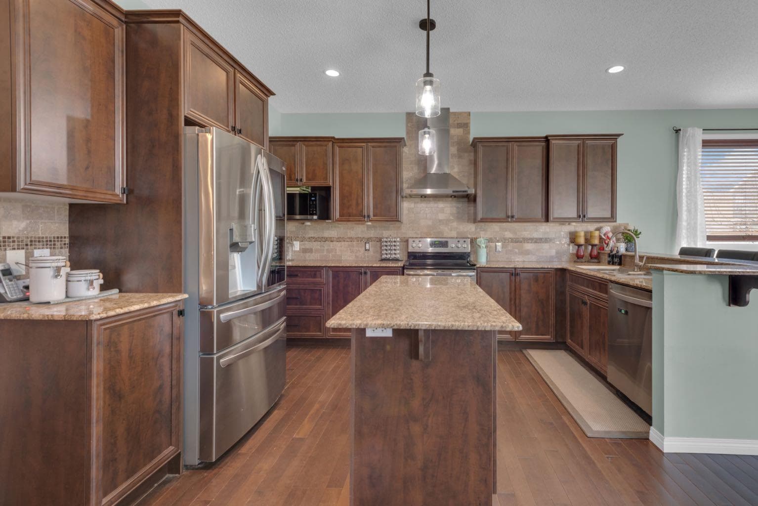69 Morningside Circle SW