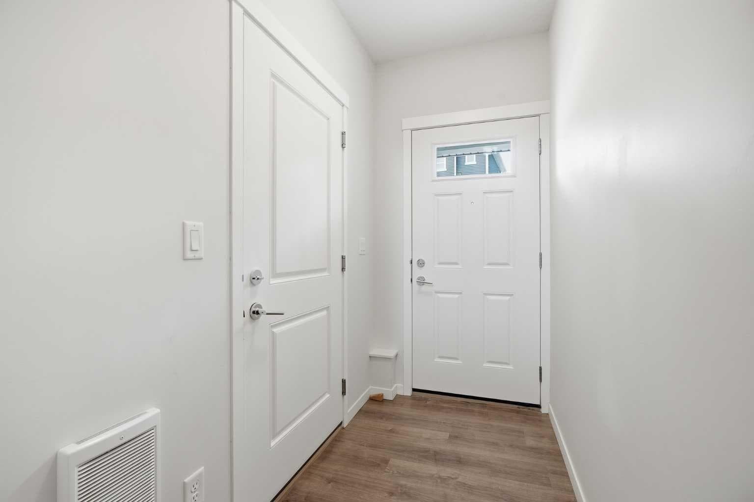 611, 355 Nolancrest Heights NW