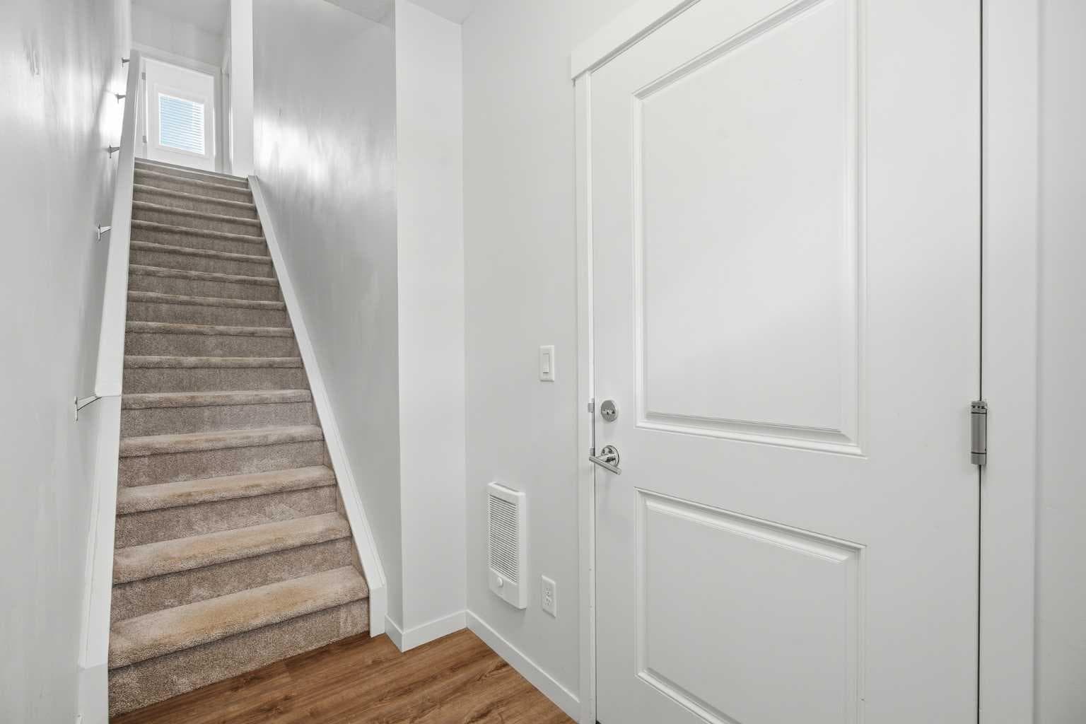 611, 355 Nolancrest Heights NW