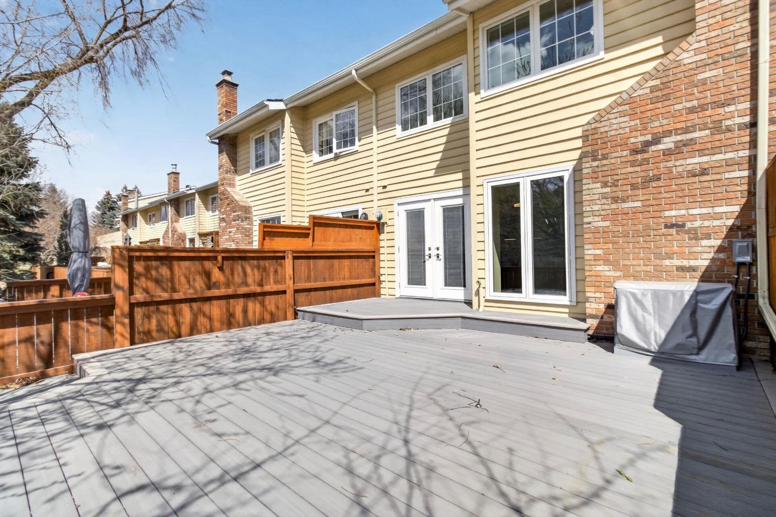 360 Point Mckay Gardens NW