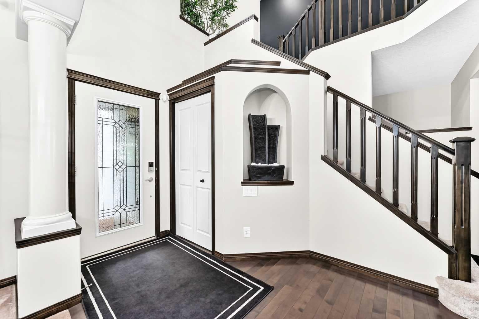 188 Hawkmere Way 