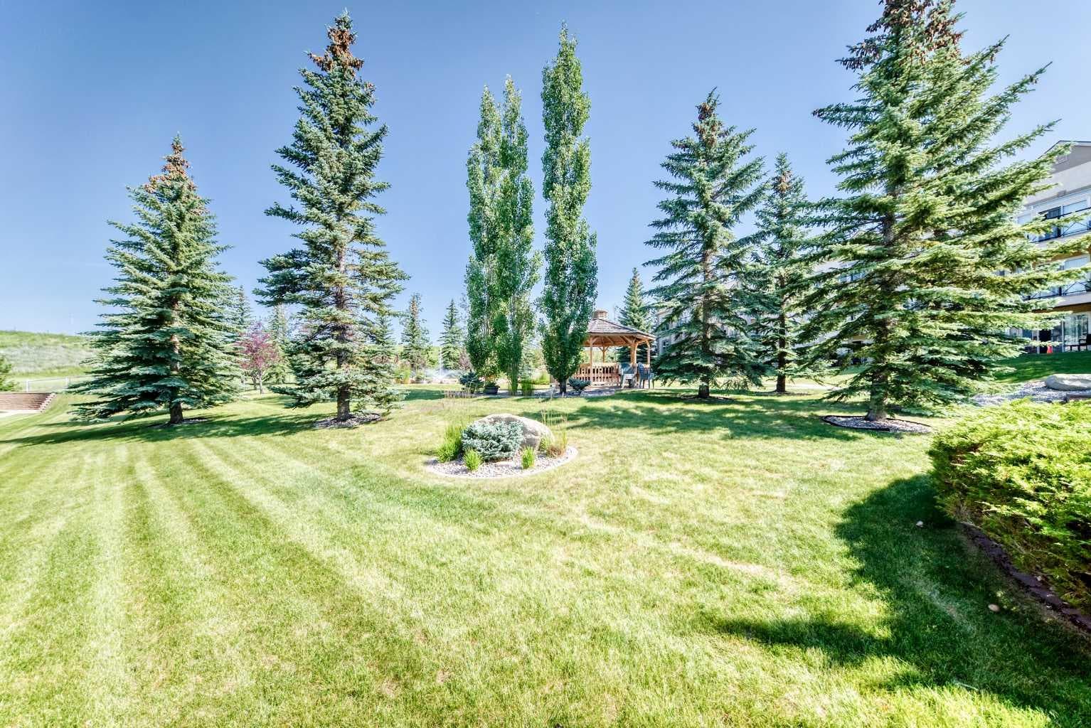 2215, 303 Arbour Crest Drive NW