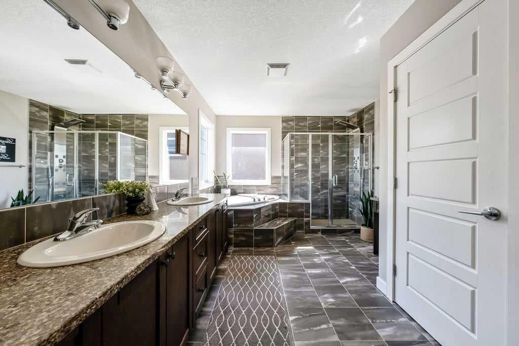 148 Rainbow Falls Glen 