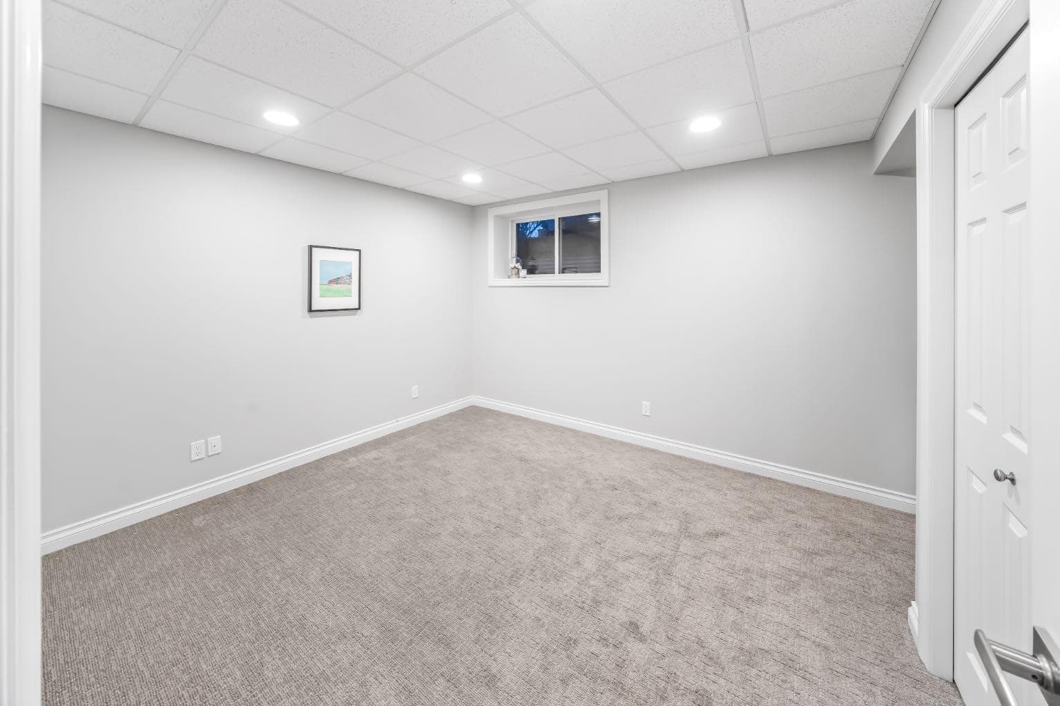 255 Gleneagles View 