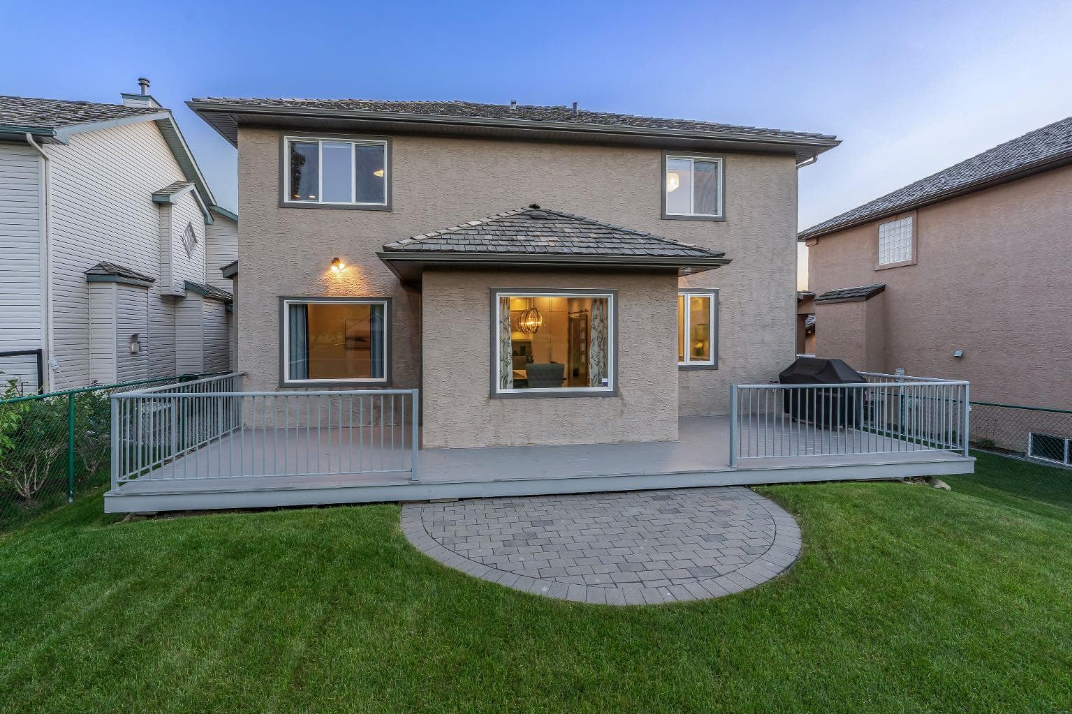 255 Gleneagles View 