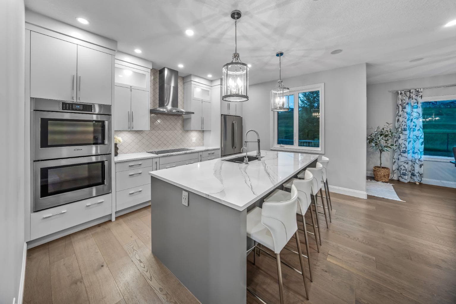 255 Gleneagles View 