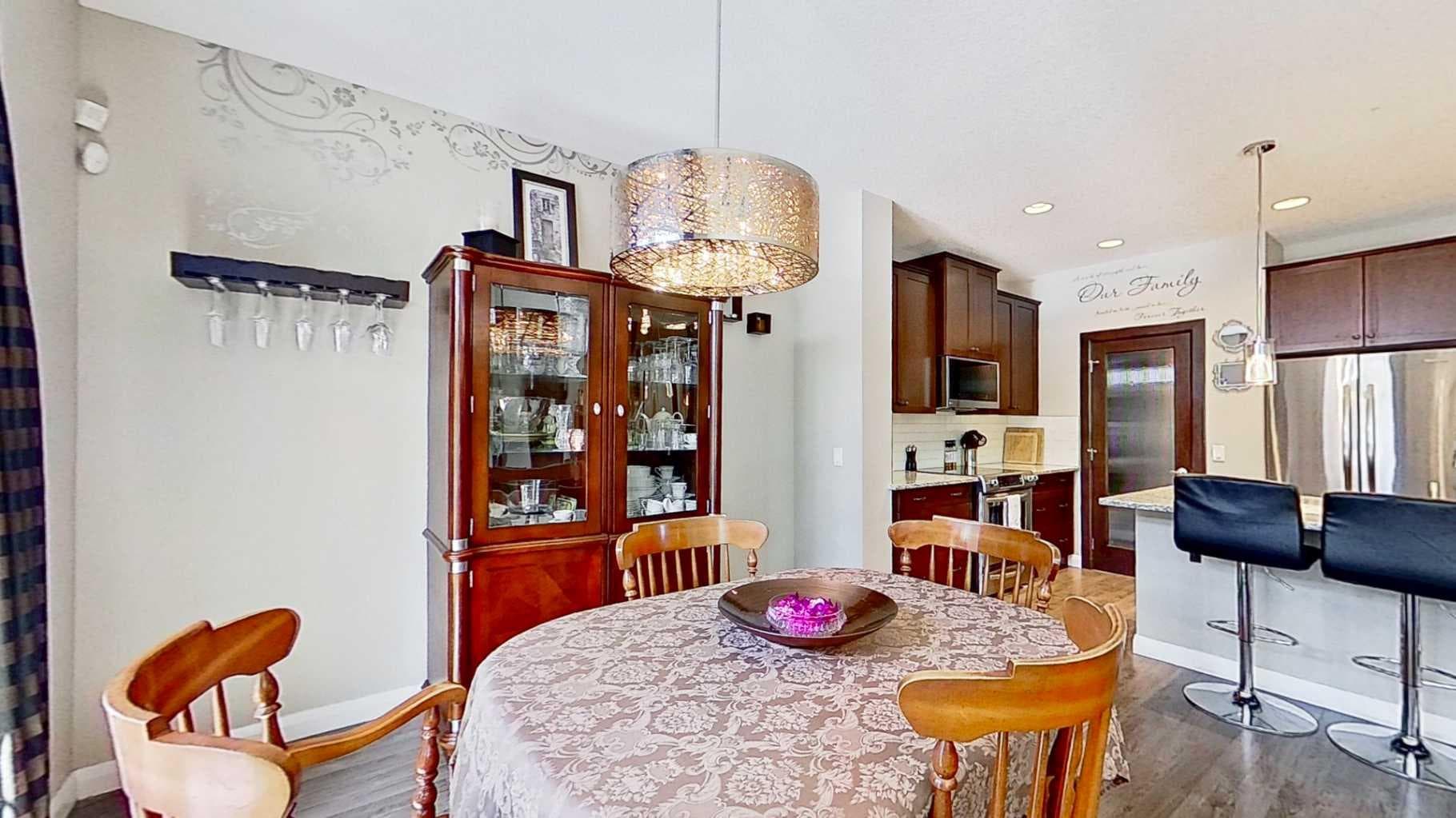 31 Ravenslea Crescent SE