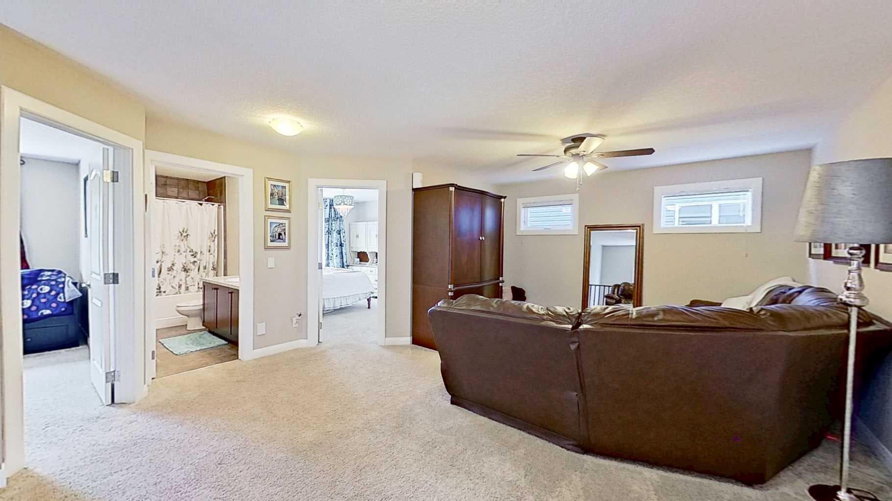 31 Ravenslea Crescent SE