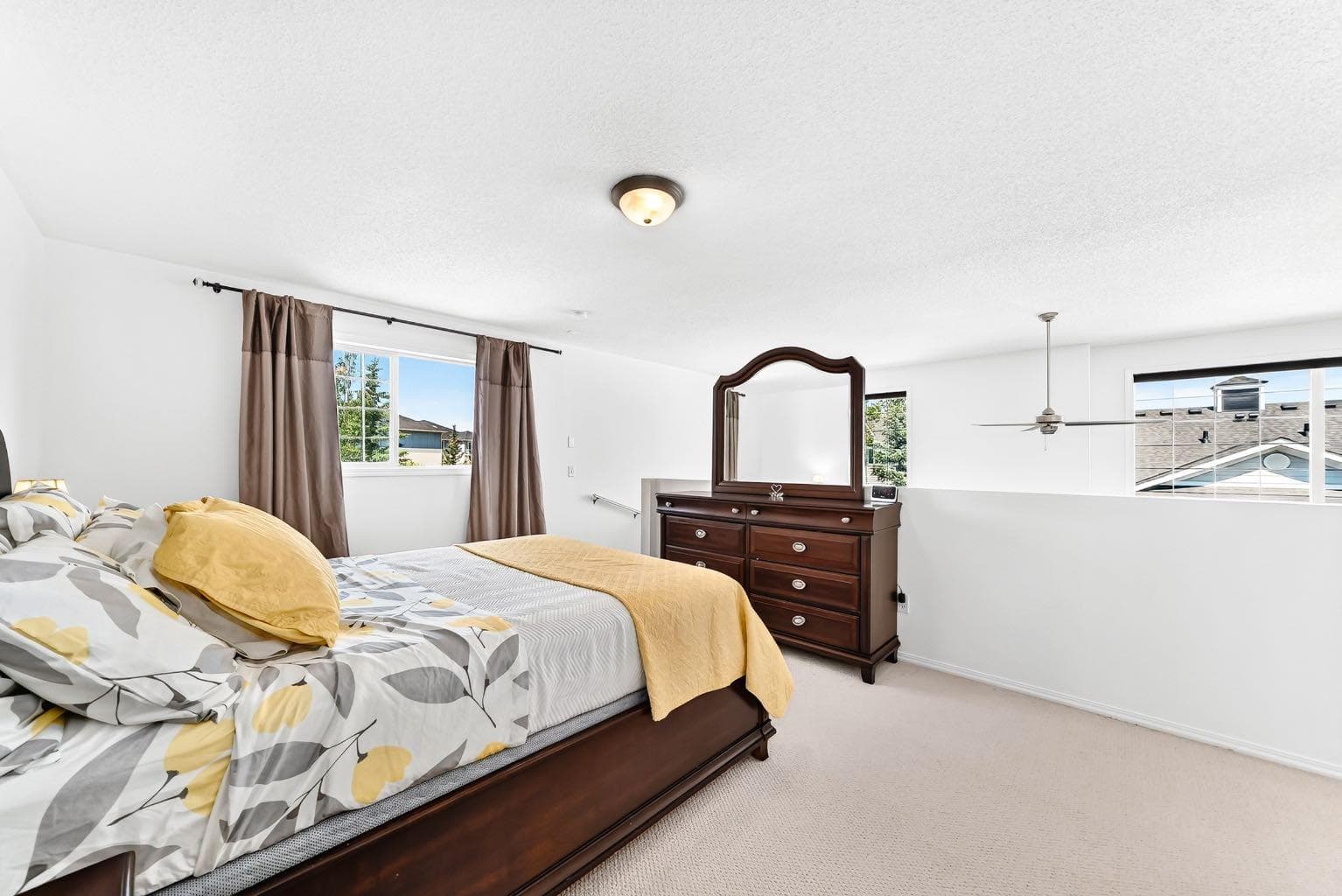619 Country Village Cape NE