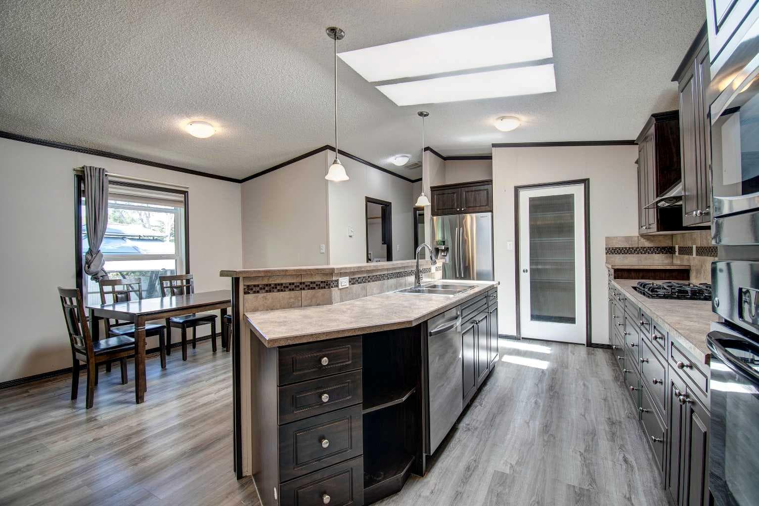 24 Spring Dale Court SE