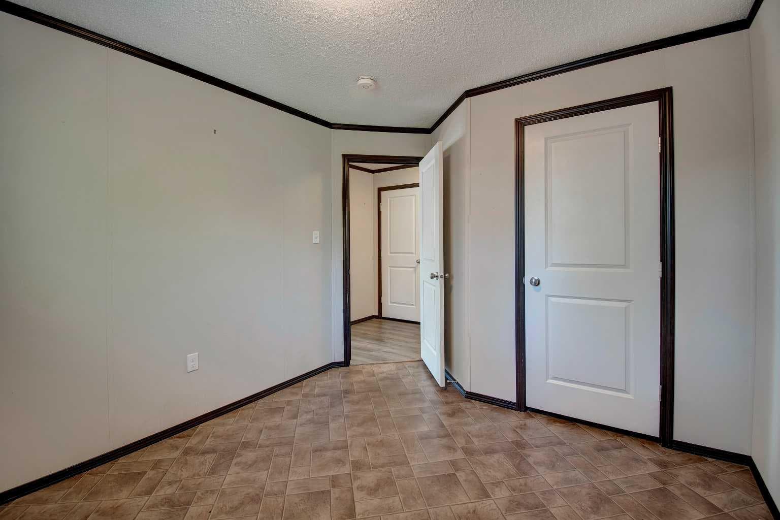 24 Spring Dale Court SE