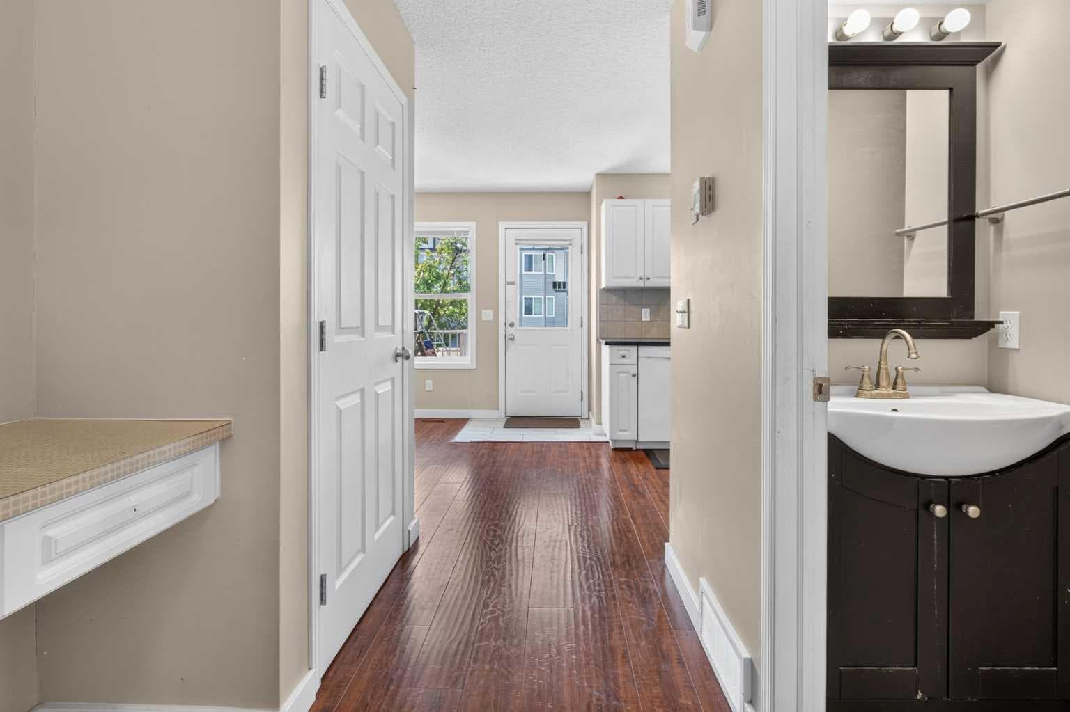 118 Royal Birch Villas NW