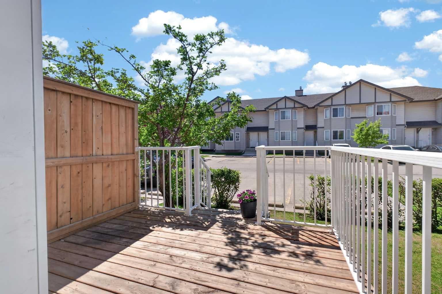 118 Royal Birch Villas NW