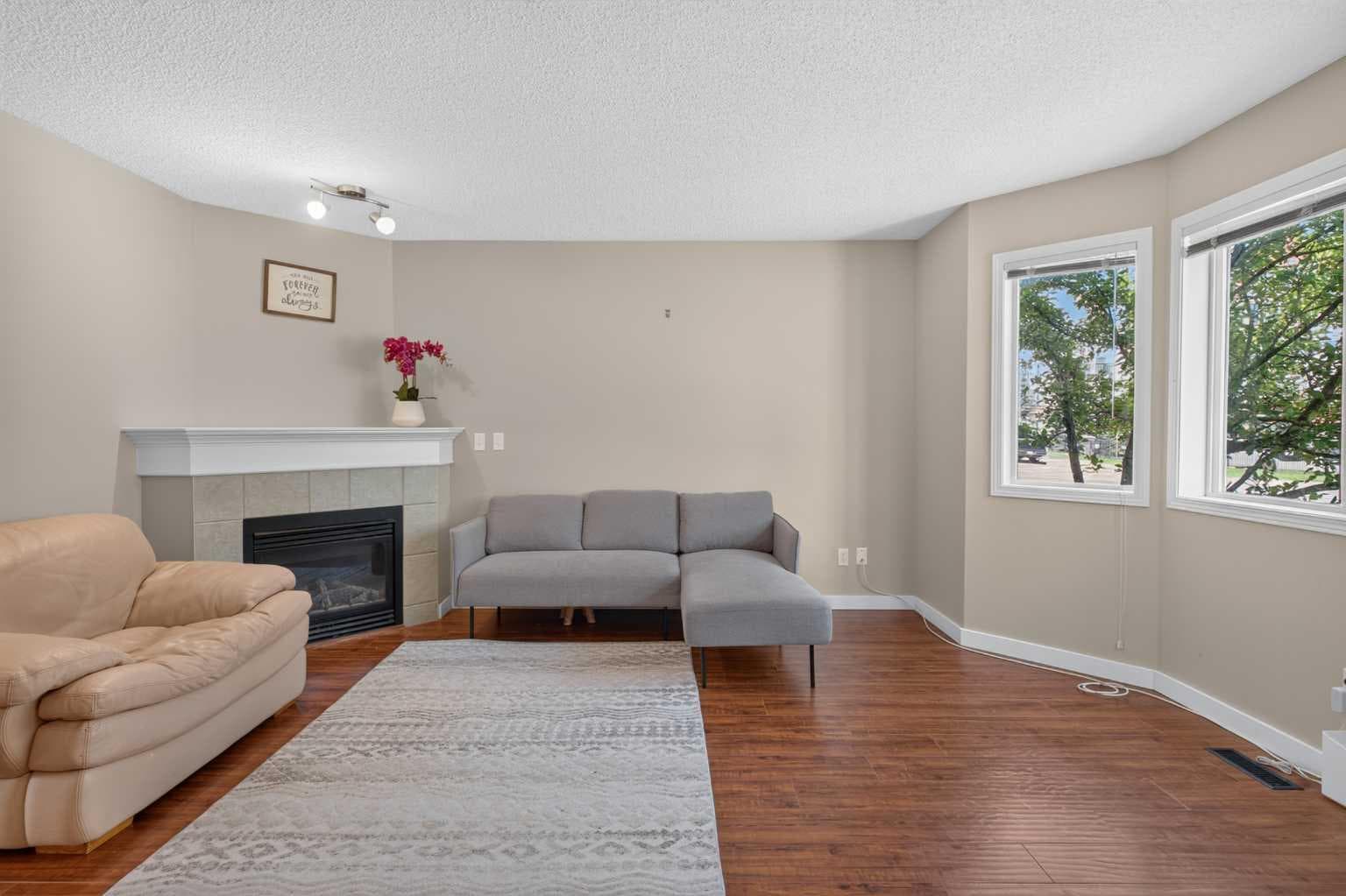 118 Royal Birch Villas NW