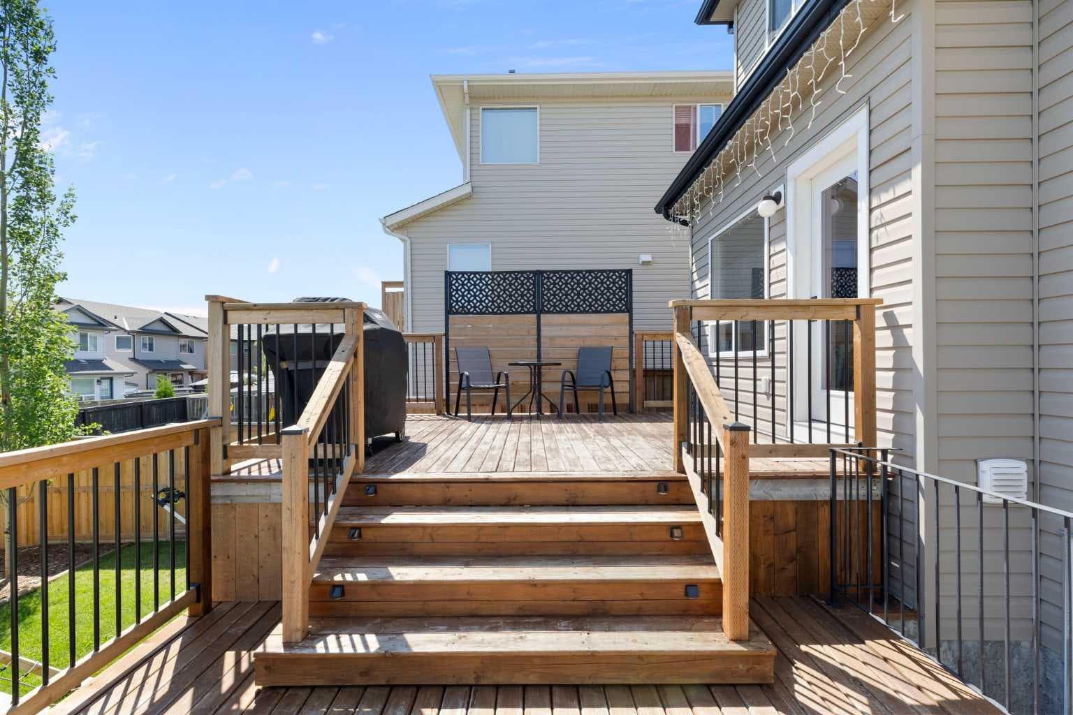 590 Coopers Drive SW
