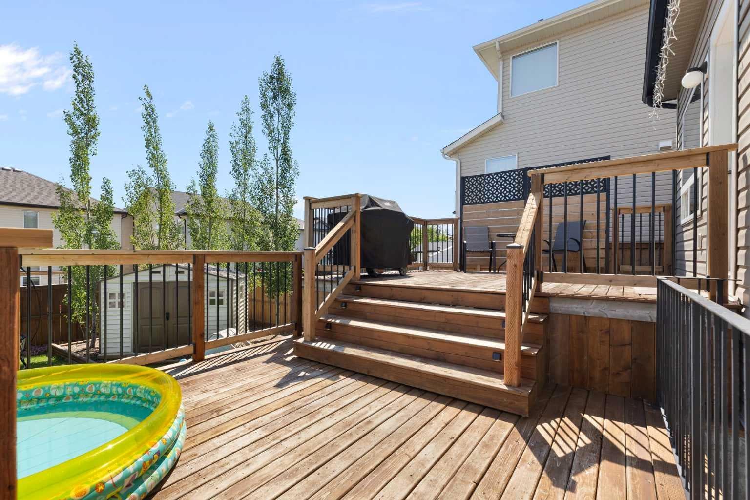 590 Coopers Drive SW