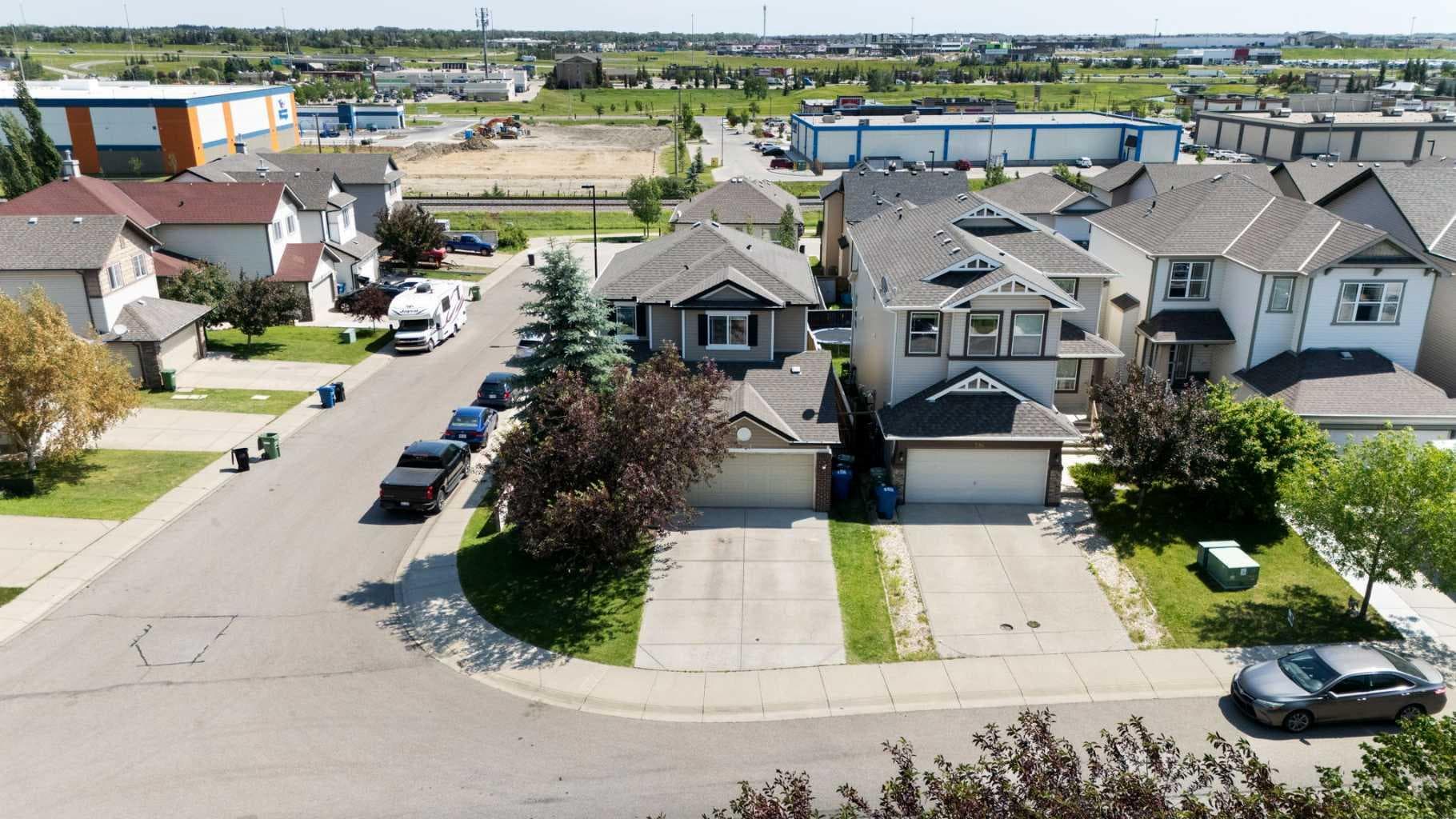 590 Coopers Drive SW