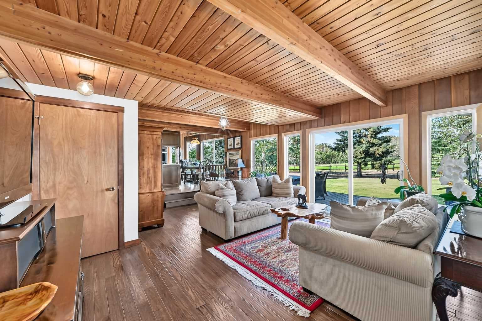 261136 Range Road 33  