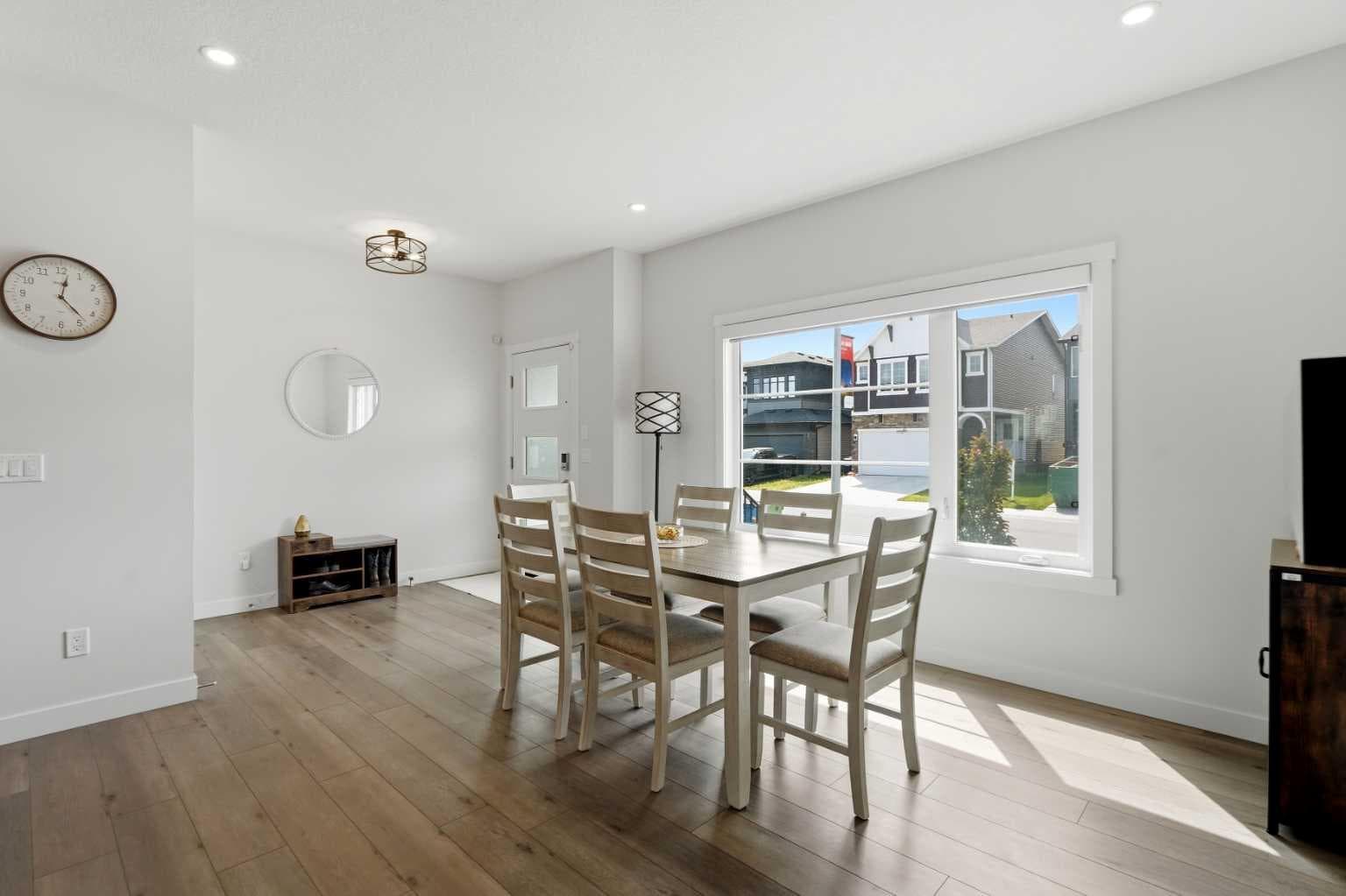 52 Emberside Grove 