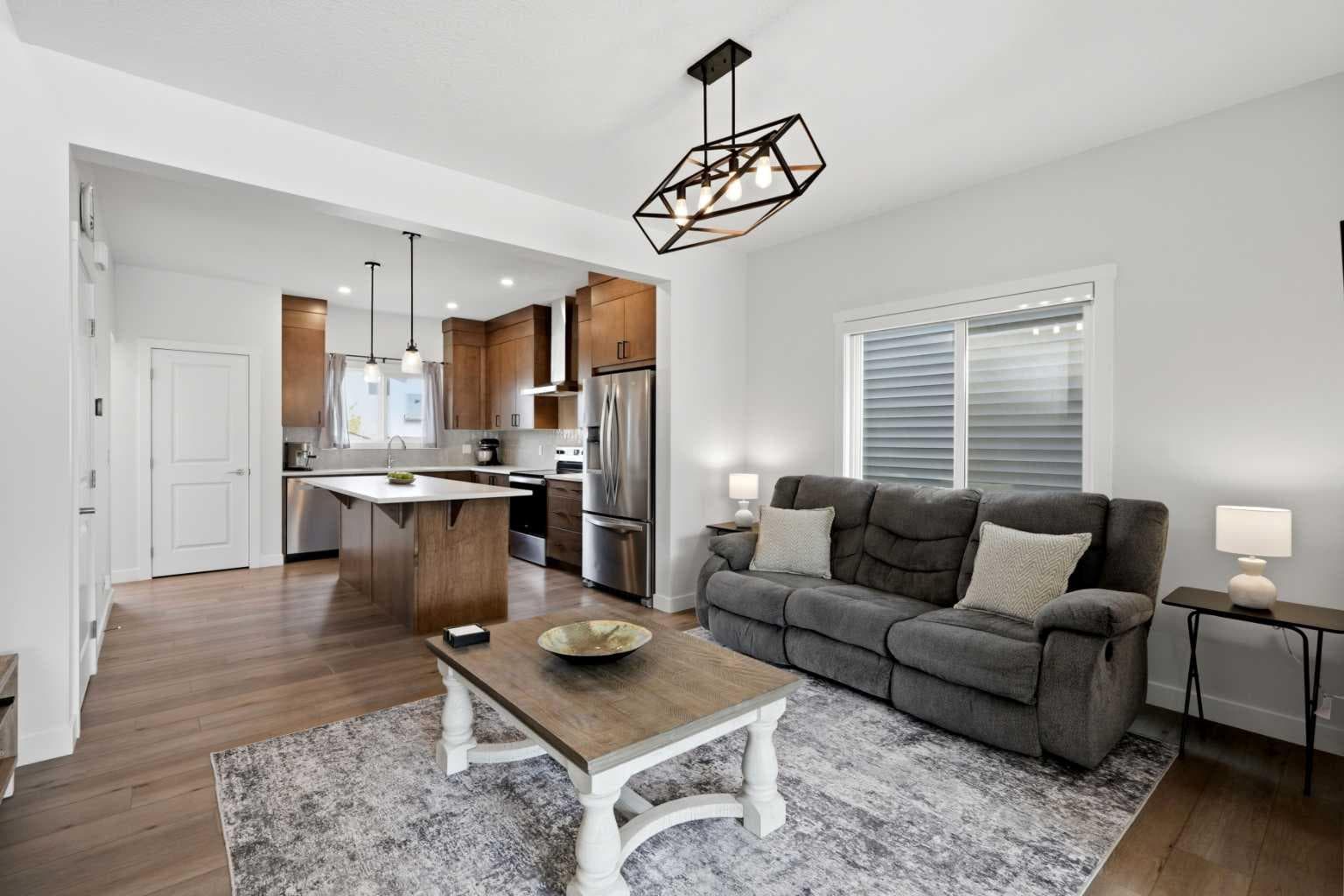 52 Emberside Grove 