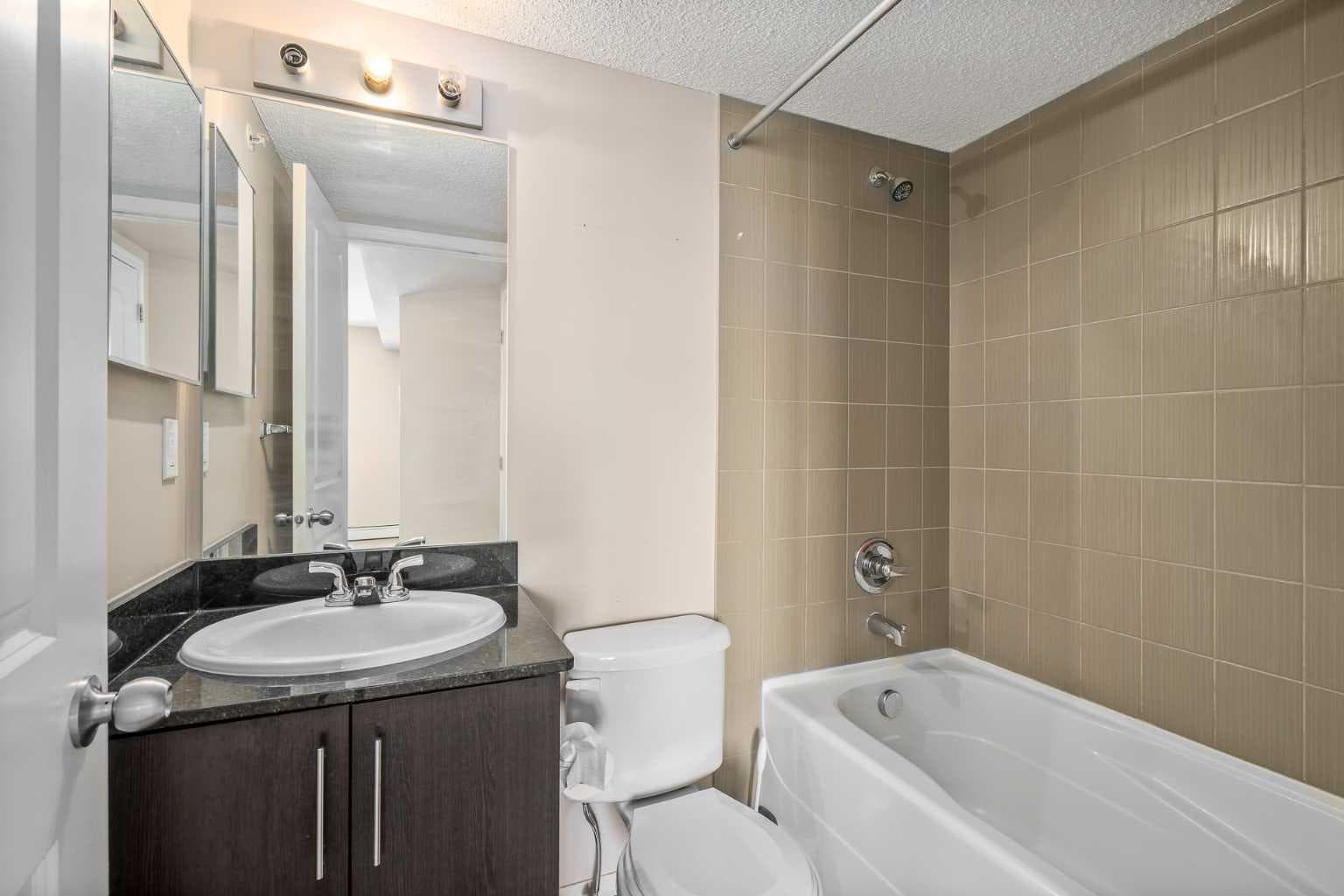 404, 195 Kincora Glen Road NW