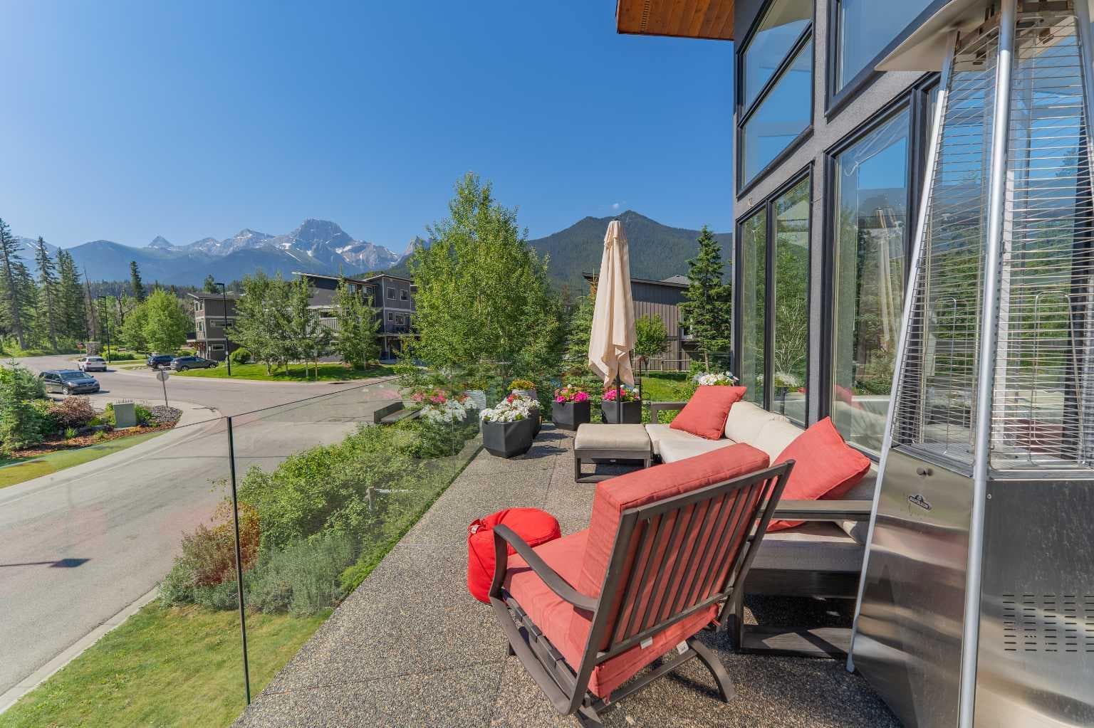 132 River's Bend Way 