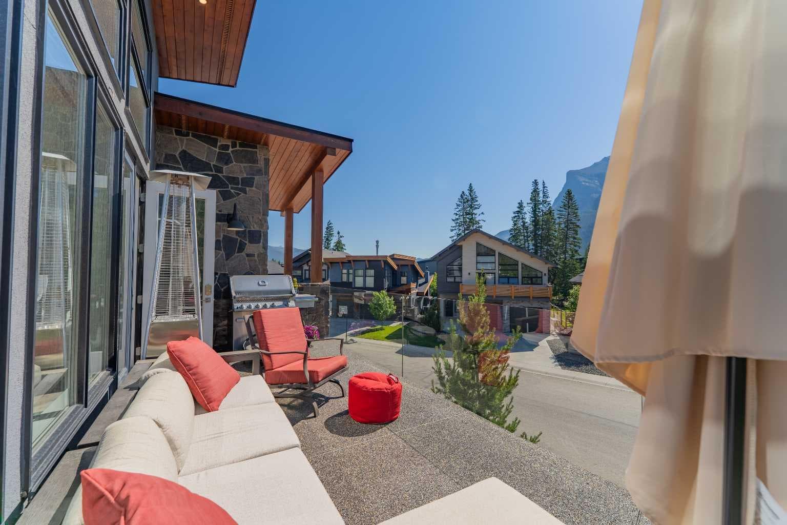 132 River's Bend Way 