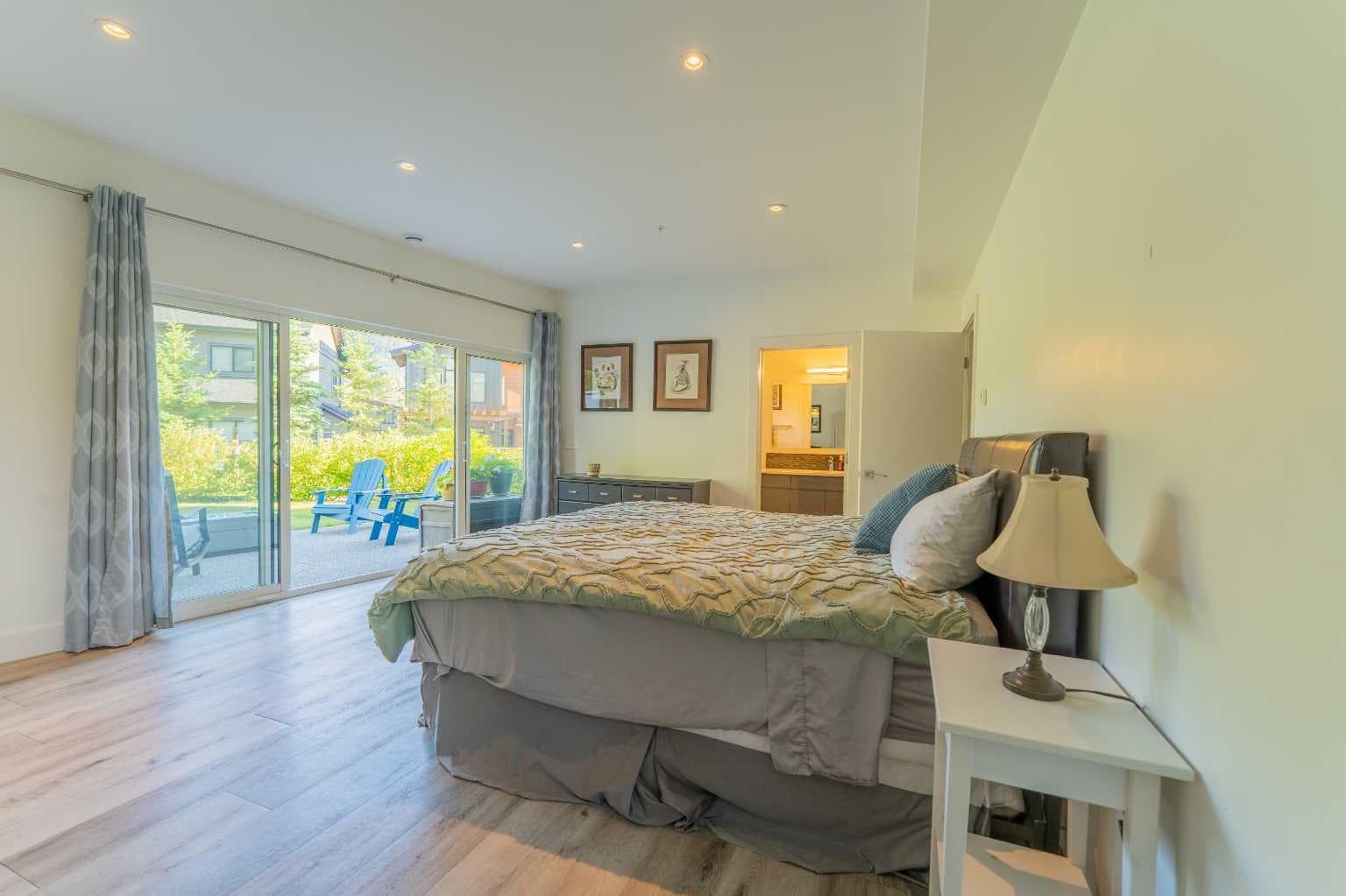 132 River's Bend Way 