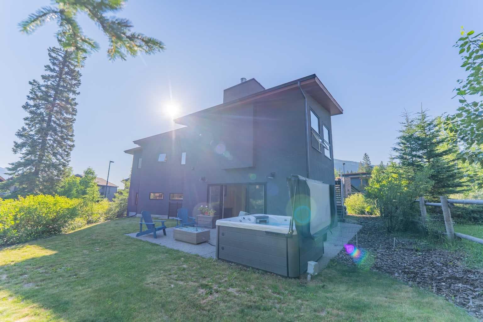 132 River's Bend Way 