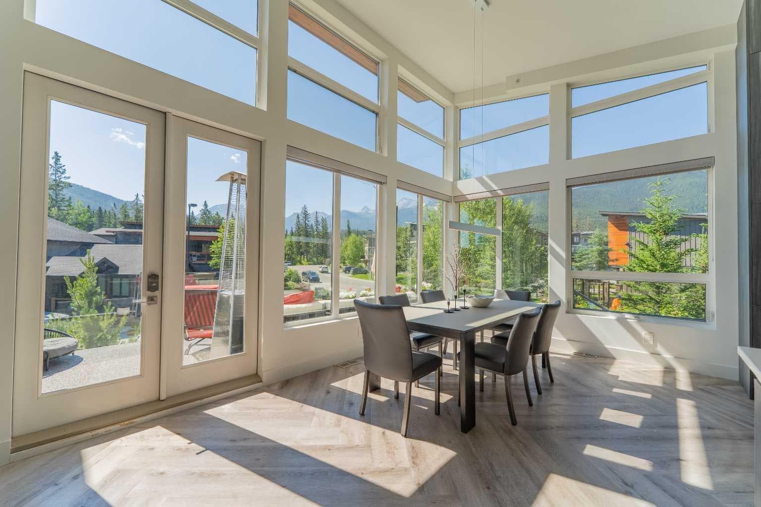 132 River's Bend Way 