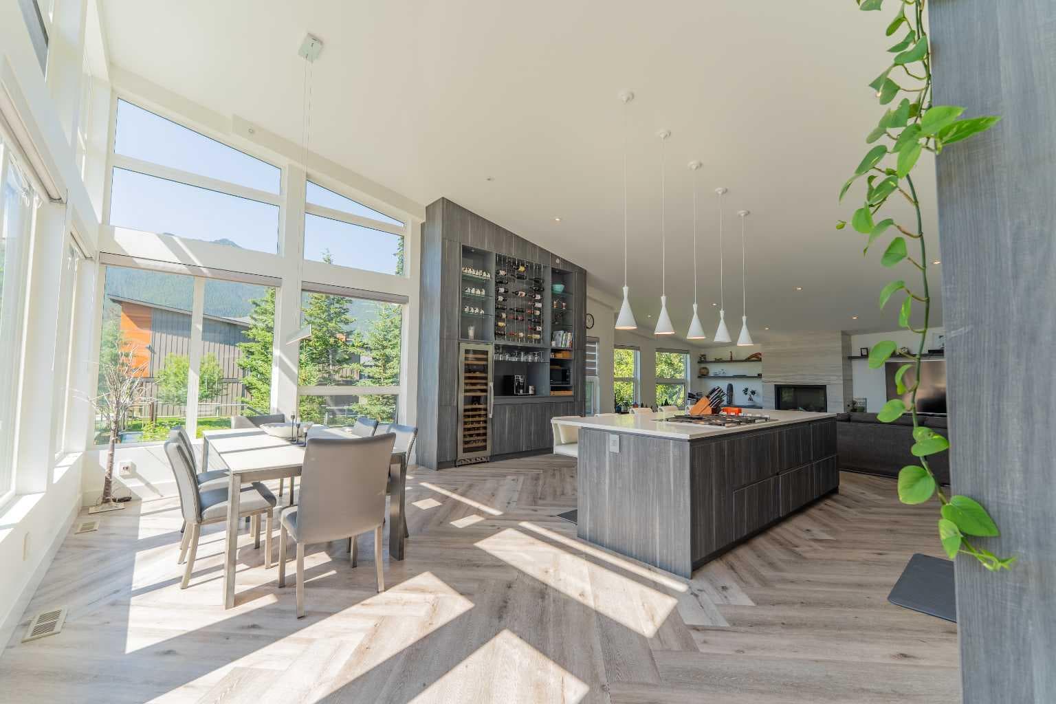 132 River's Bend Way 