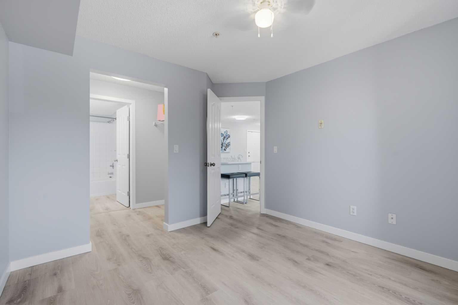 5205, 16969 24 Street SW