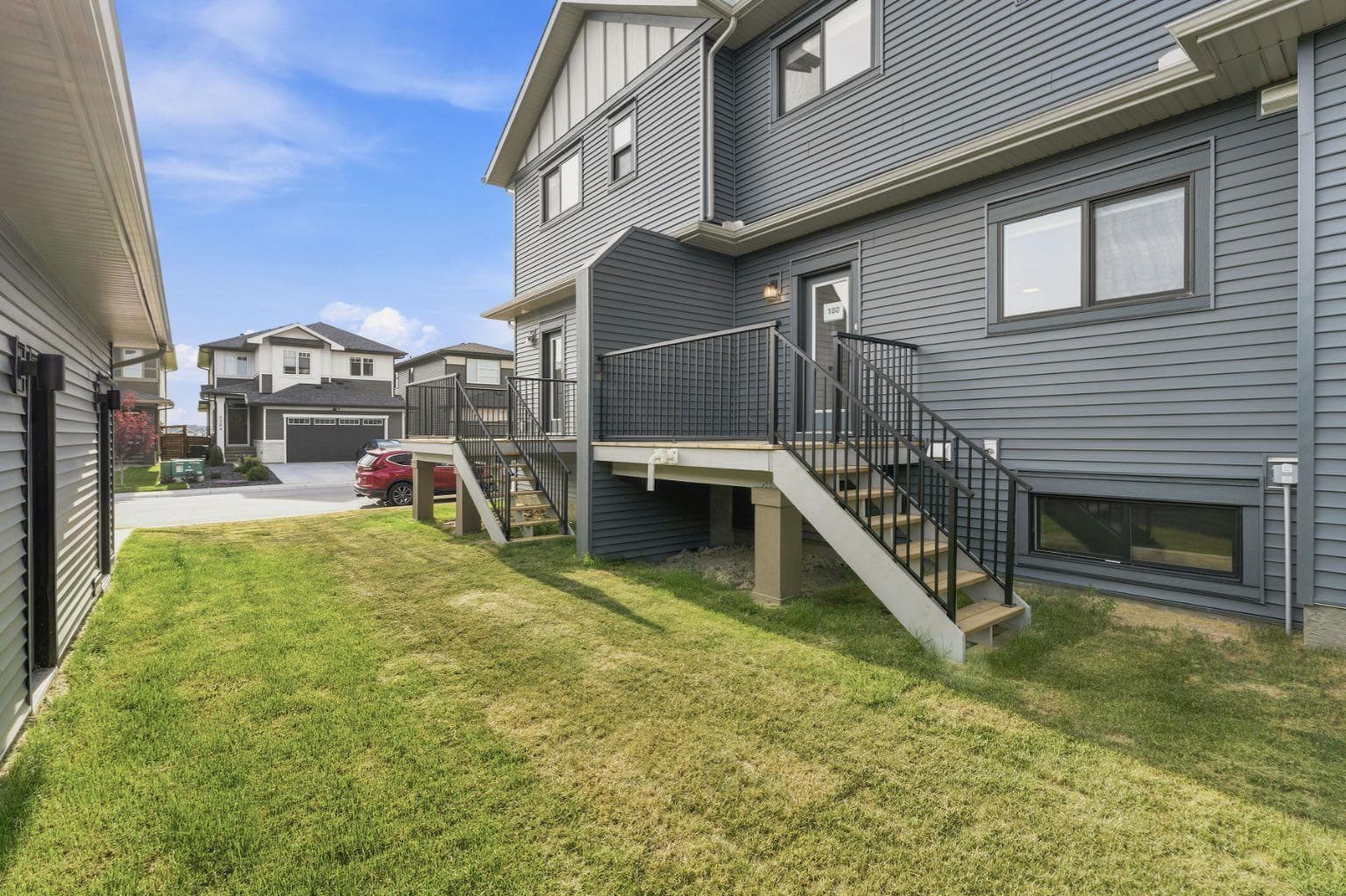 180 Lawson Lane SE