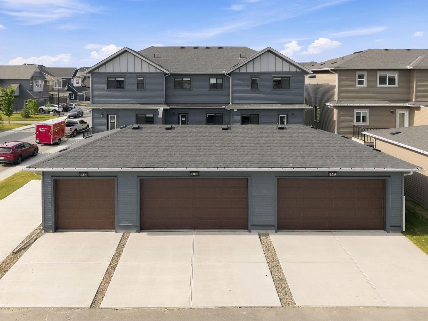 180 Lawson Lane SE