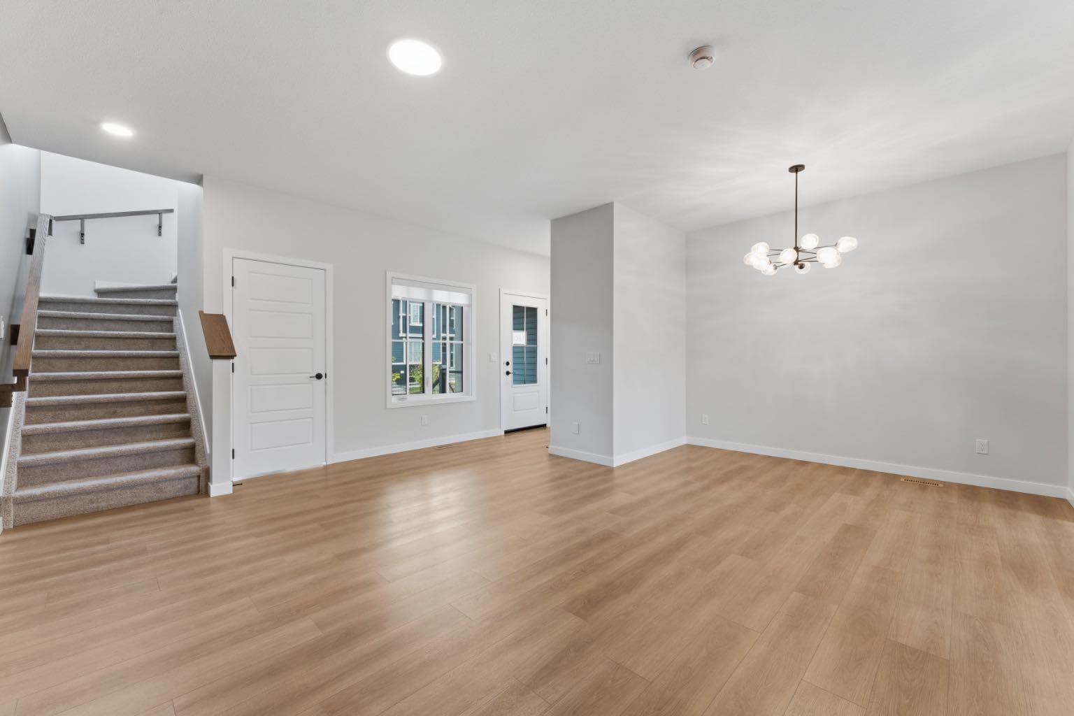 180 Lawson Lane SE