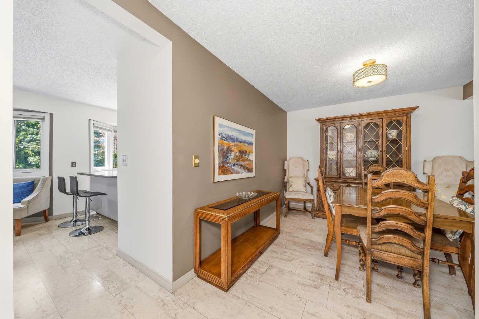 104, 23 Glamis Drive SW