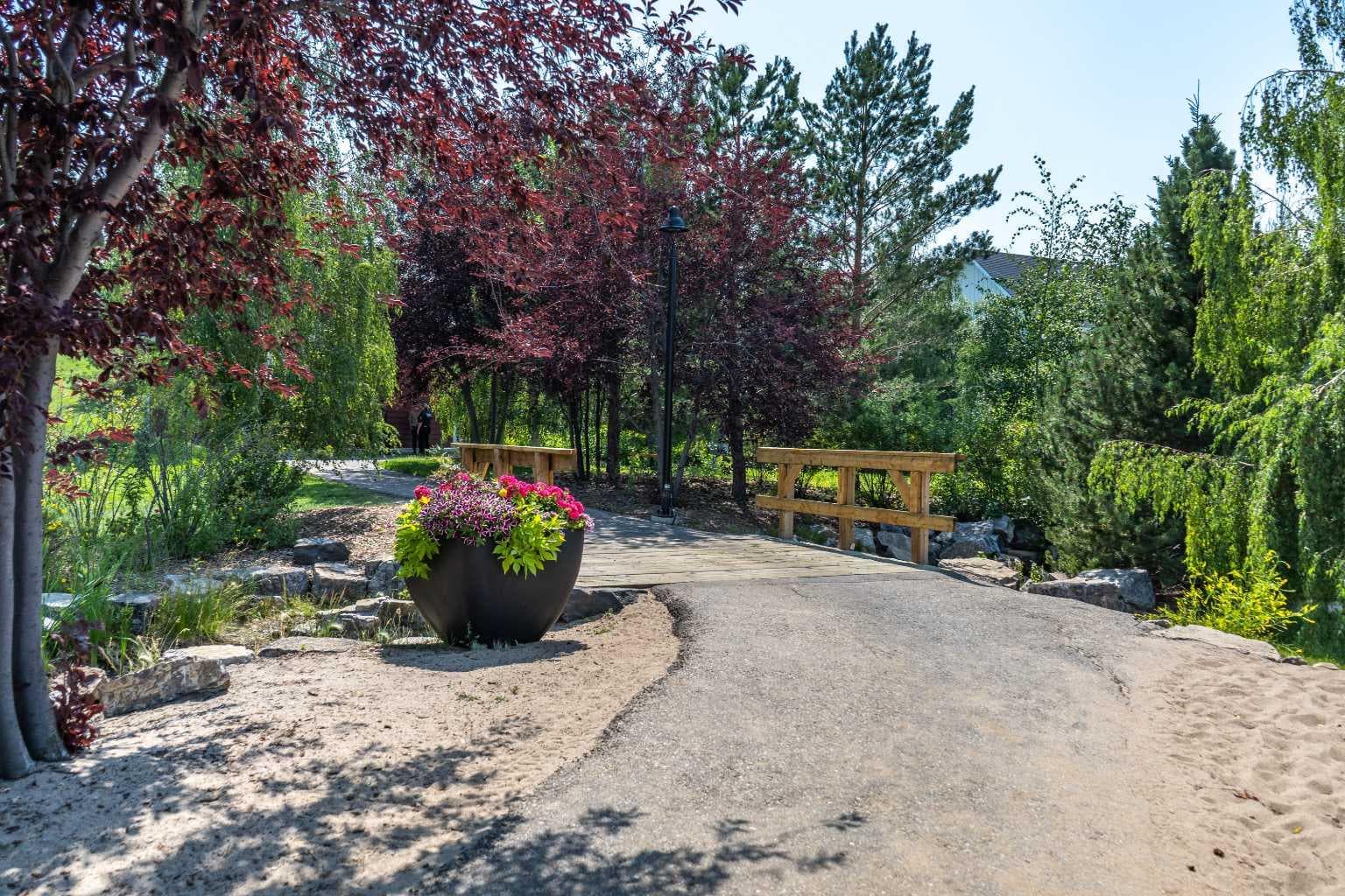 411, 28 Auburn Bay Link SE