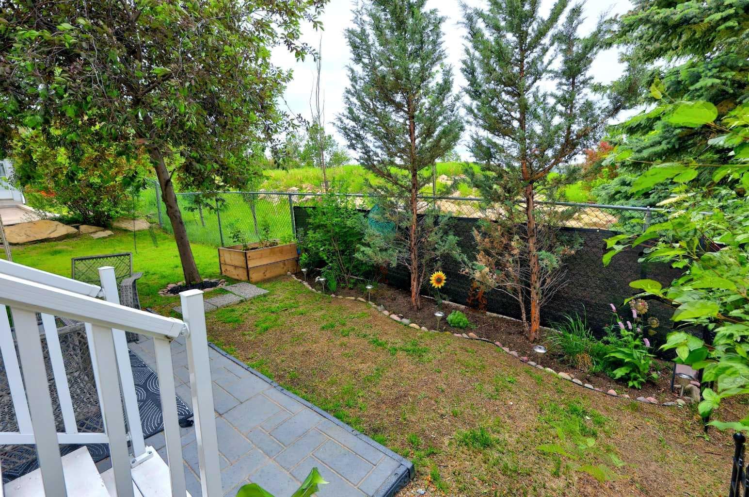 37 Beddington Gardens NE