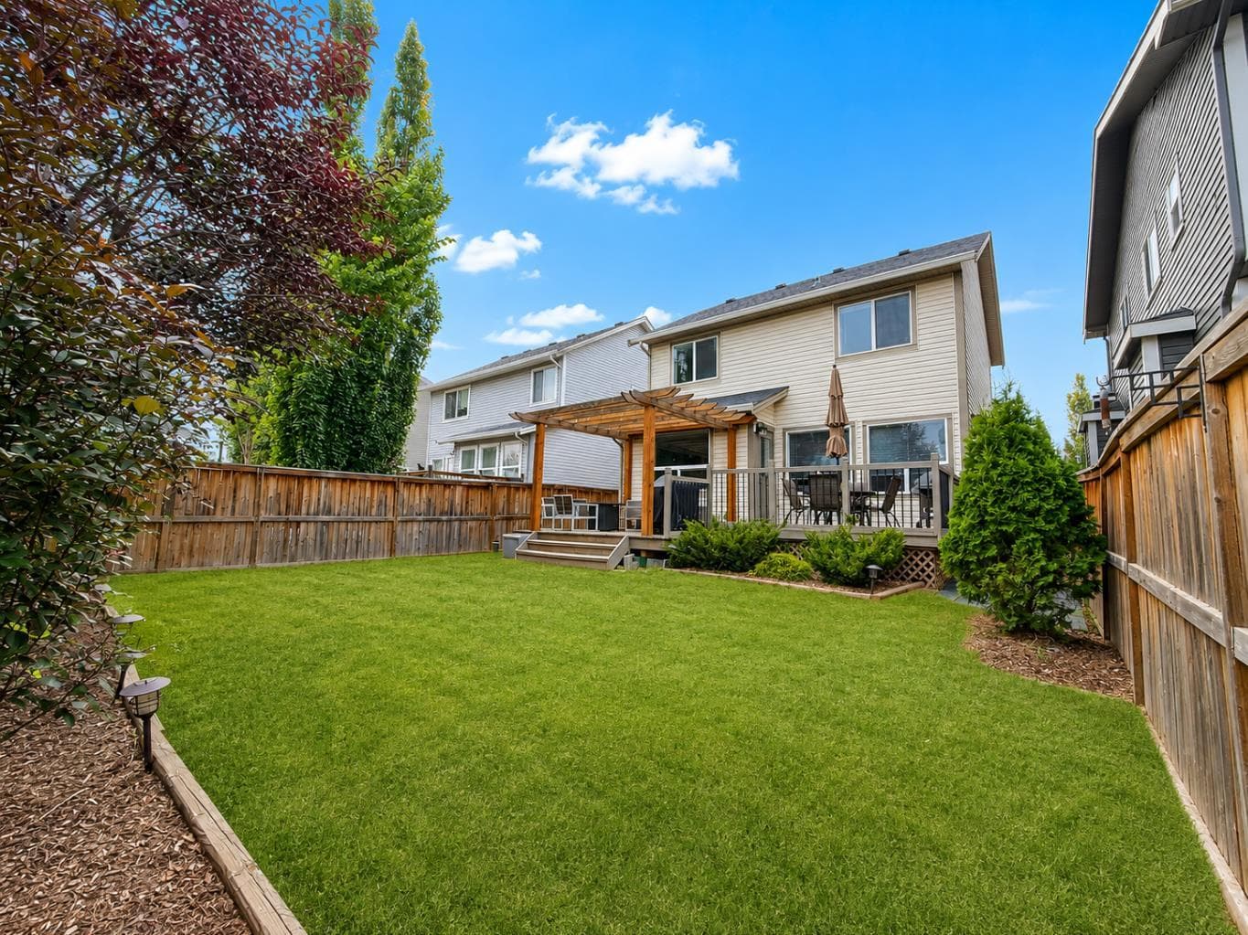 474 Williamstown Green NW