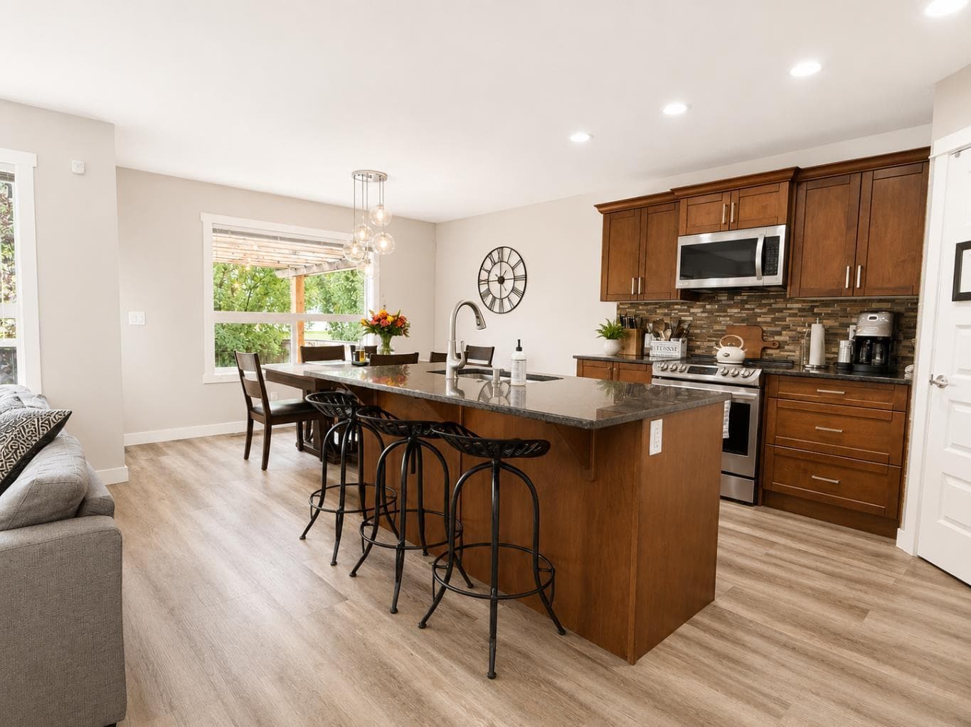 474 Williamstown Green NW
