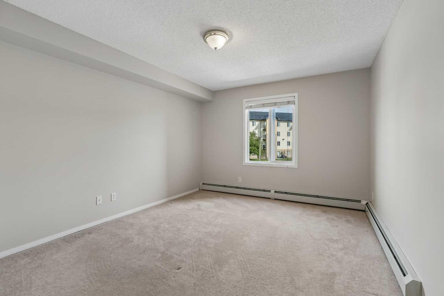7207, 304 Mackenzie Way SW