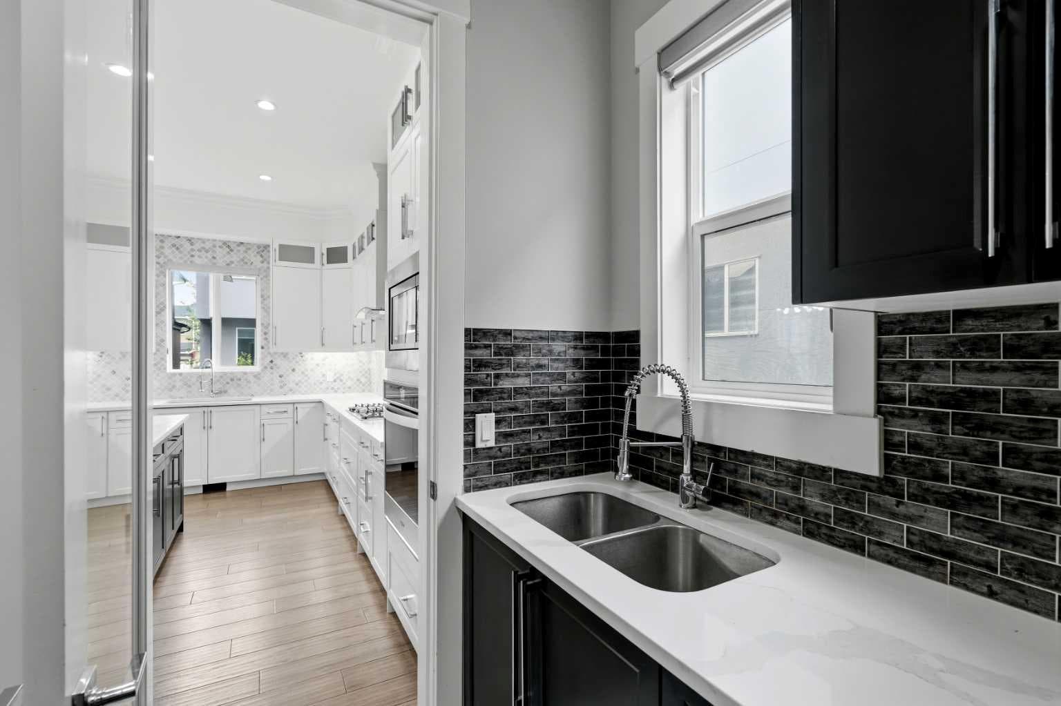 111 Kinniburgh Place 