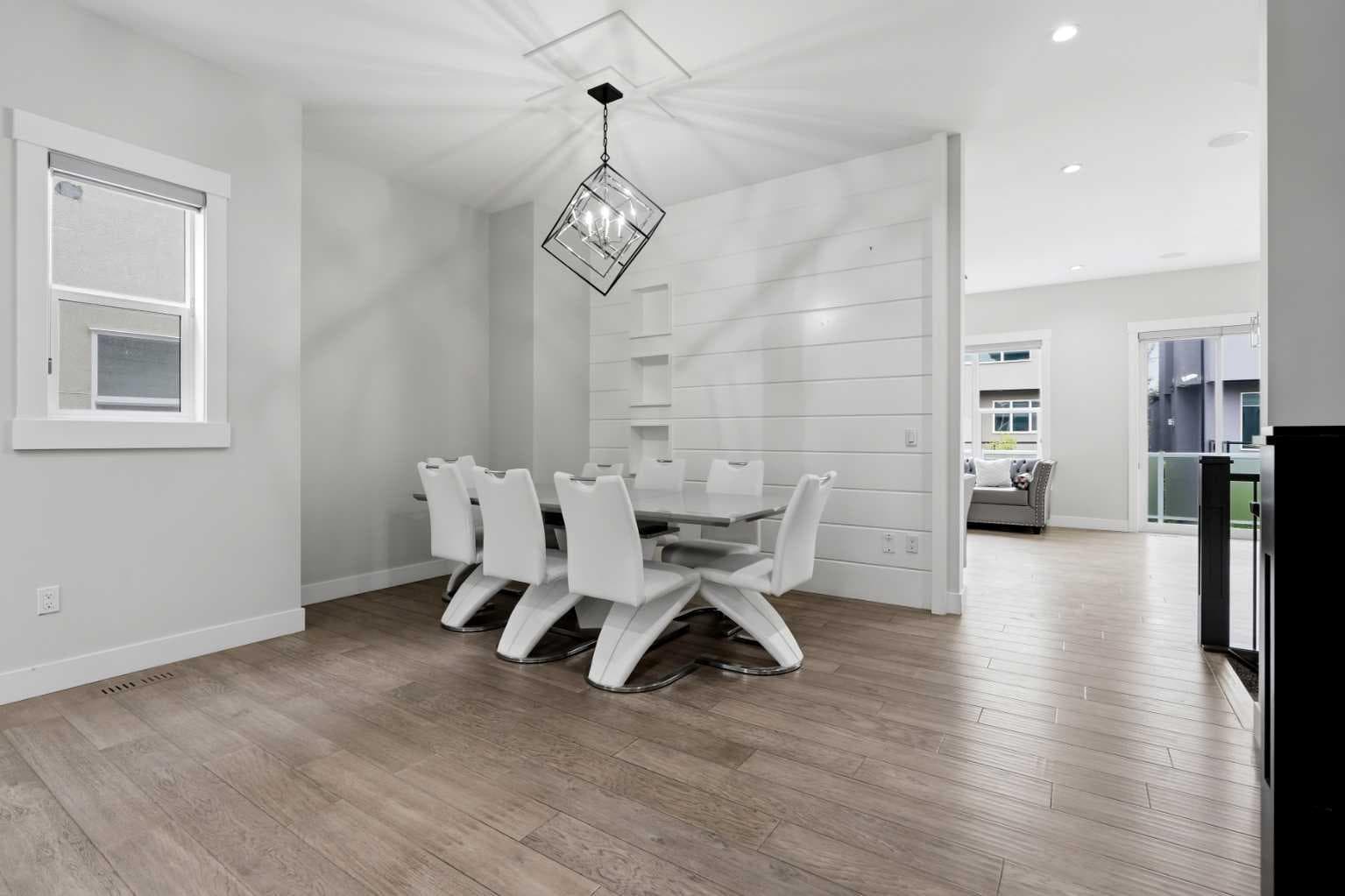 111 Kinniburgh Place 
