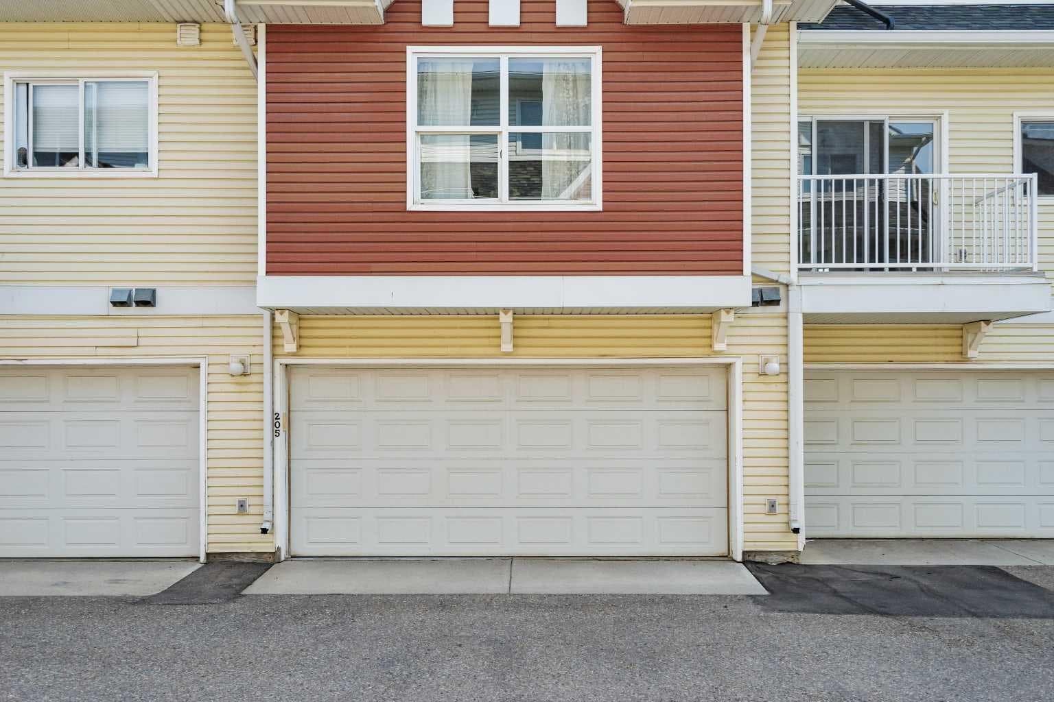 205 Mckenzie Towne Gate SE