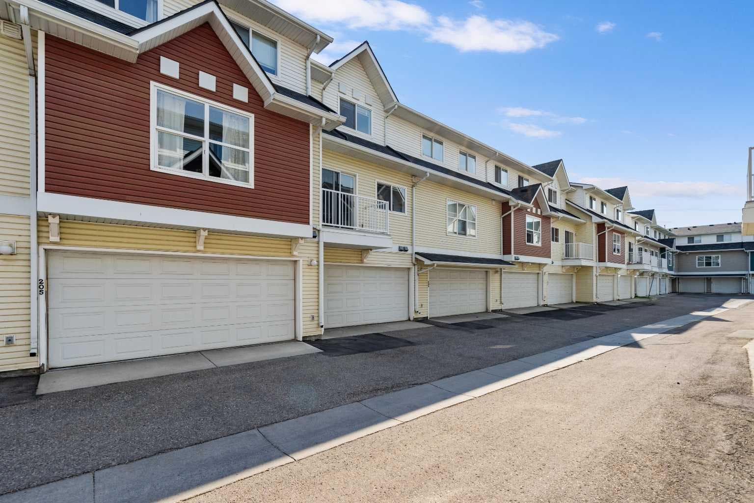 205 Mckenzie Towne Gate SE