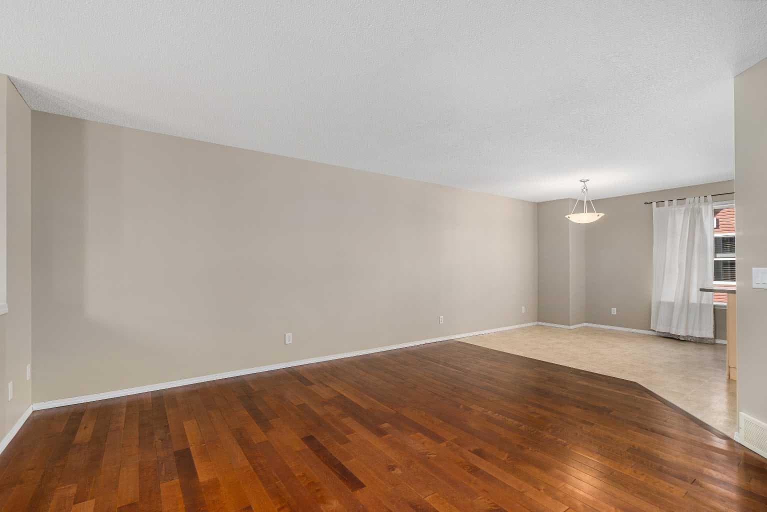 205 Mckenzie Towne Gate SE