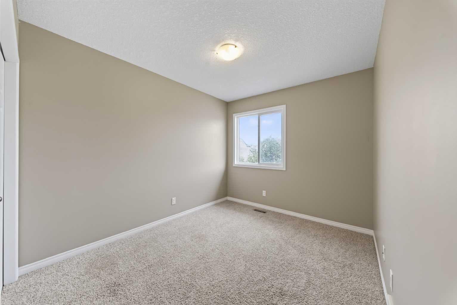 207, 620 Luxstone Landing SW