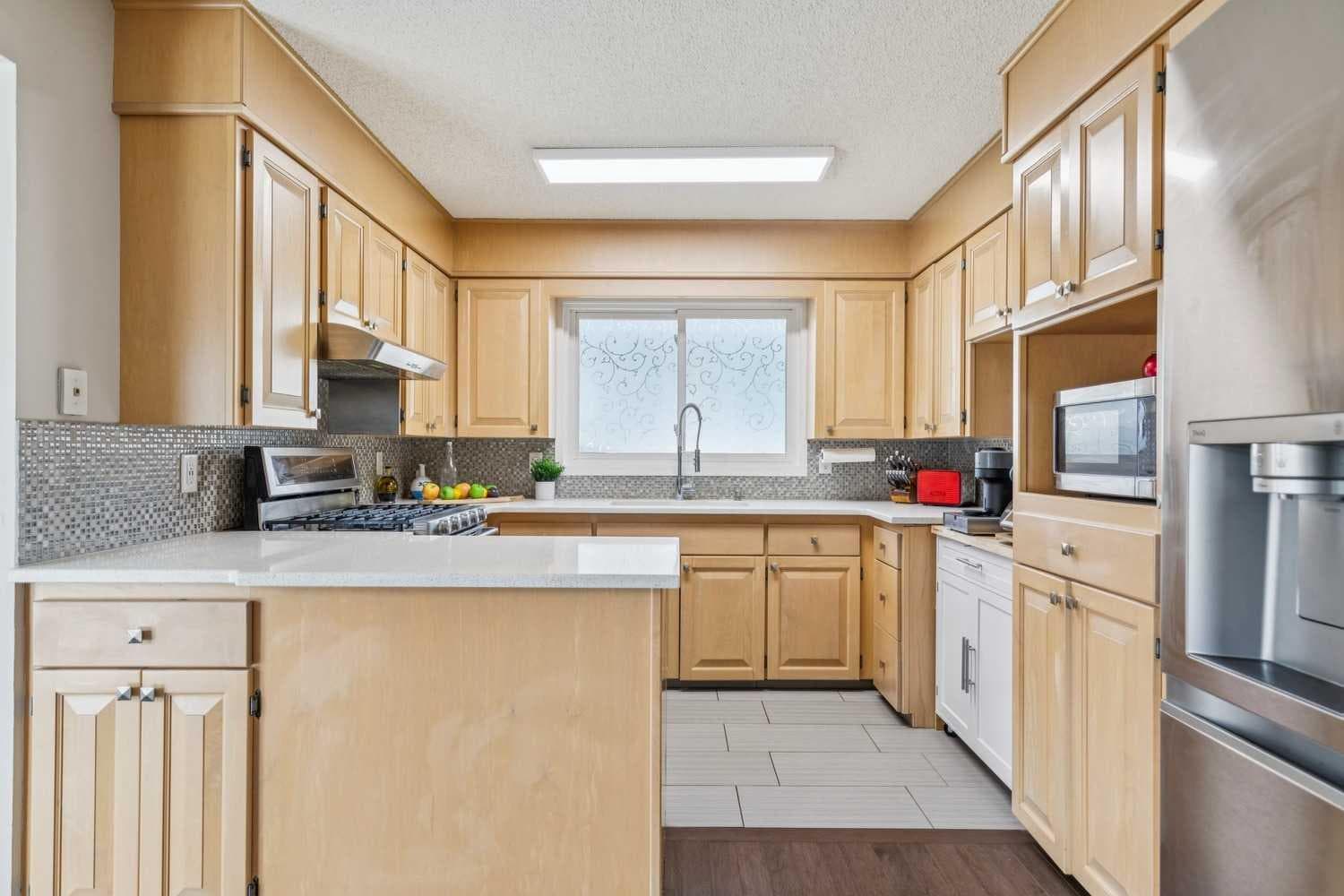 241 Allan Crescent SE