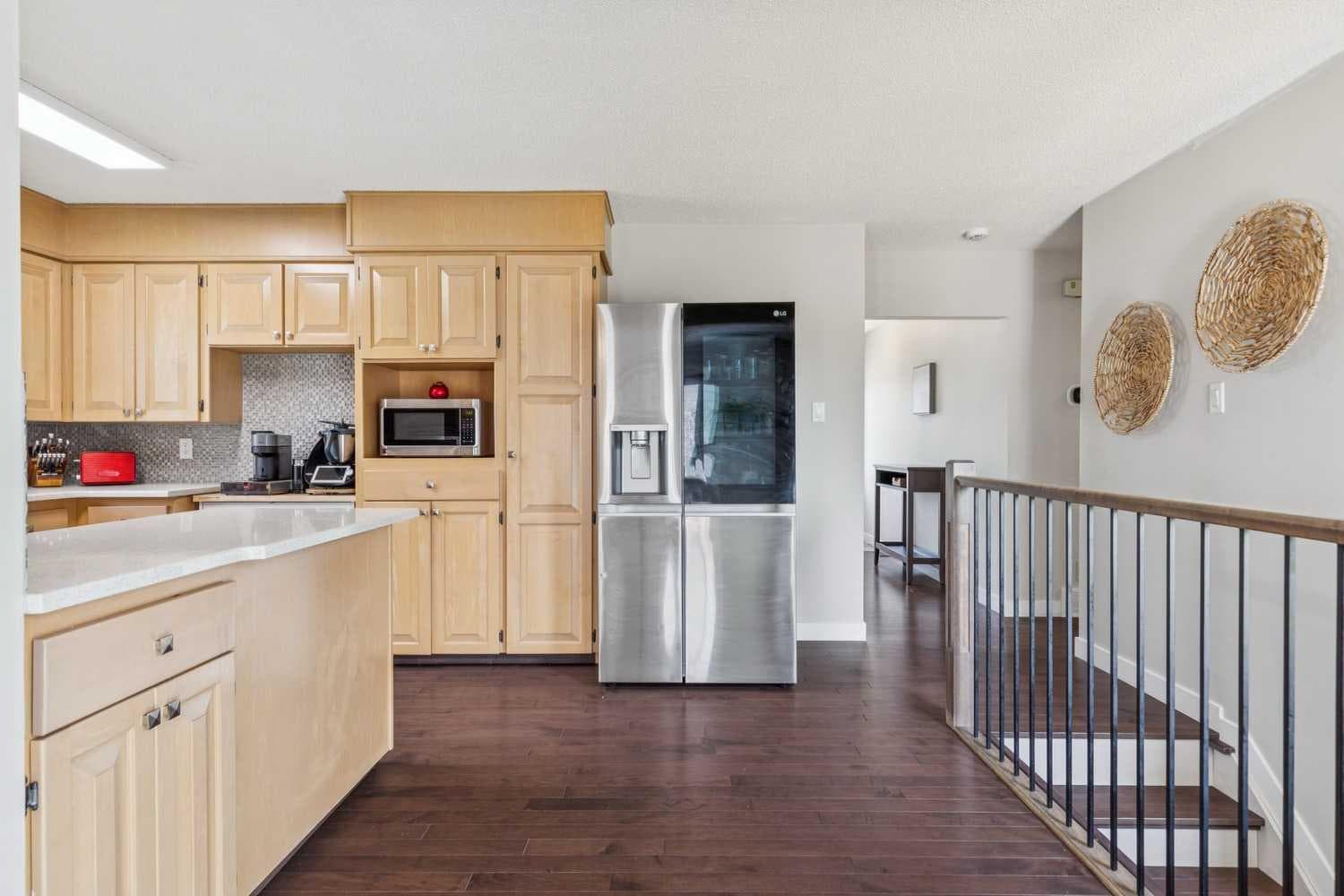 241 Allan Crescent SE